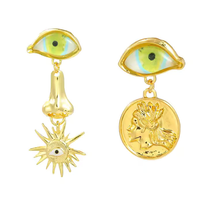 Cosmic Gaze Mismatch Earrings