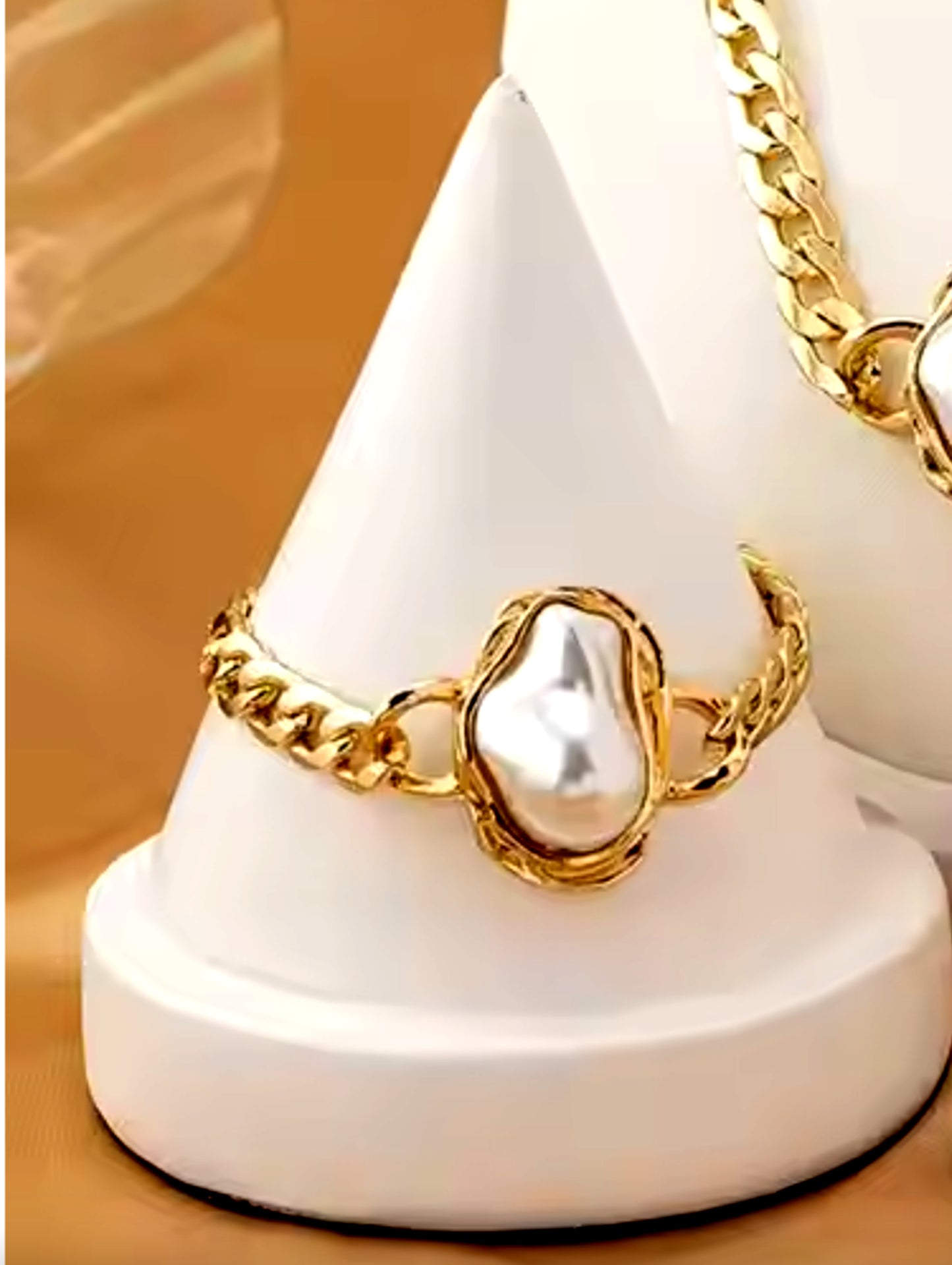Glided Pearl Link Bracelet