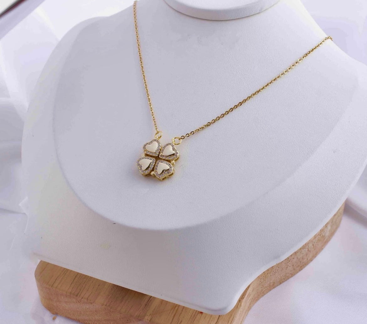 Magnetic Clover Heart Golden Necklace